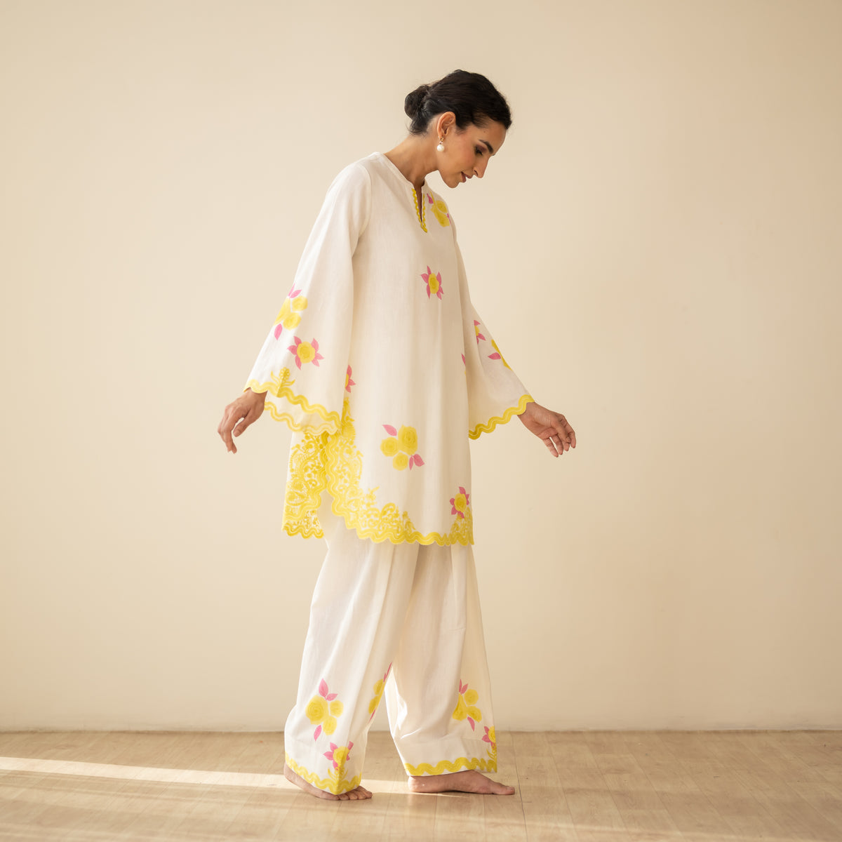 Rose Embroidered Linen Cotton Farshi Coord Set - Mango Bite