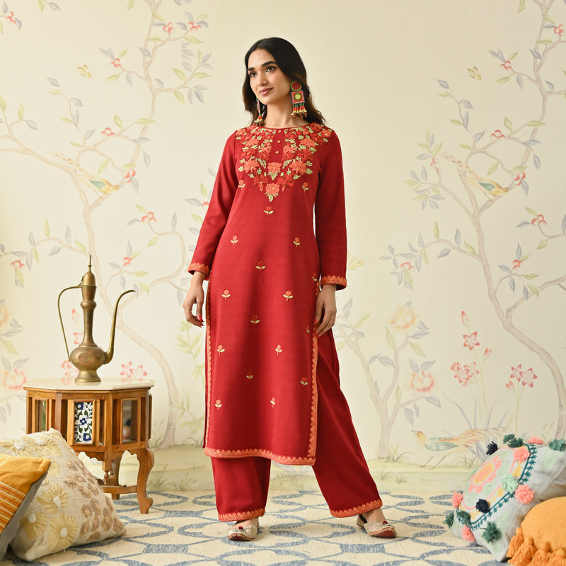 Maroon Woollen Aari Embroidered Floral Kurta