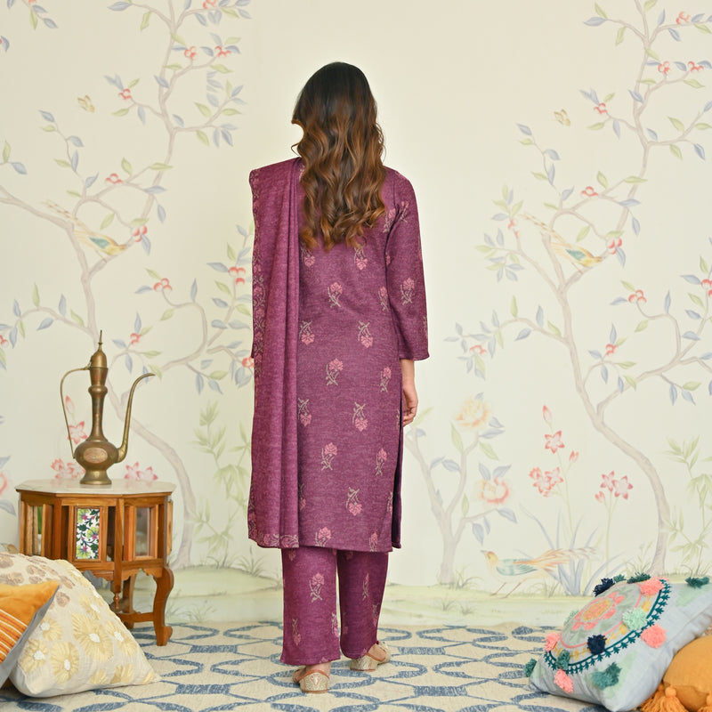 Dusty Pink Embroidered Woollen Kurta Set with Dupatta