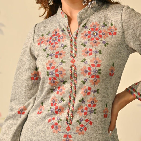 Ivory Geometric Floral Woollen Kurta with Embroidery Detail