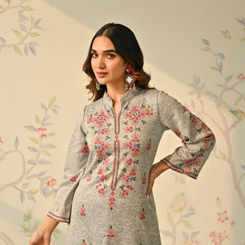 Ivory Geometric Floral Woollen Kurta with Embroidery Detail