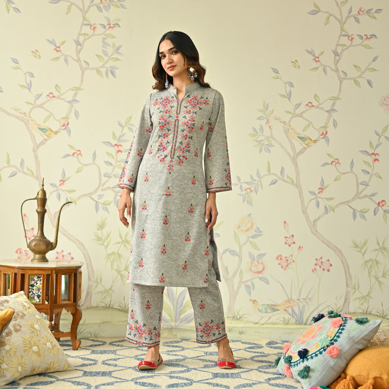 Ivory Geometric Floral Woollen Kurta with Embroidery Detail