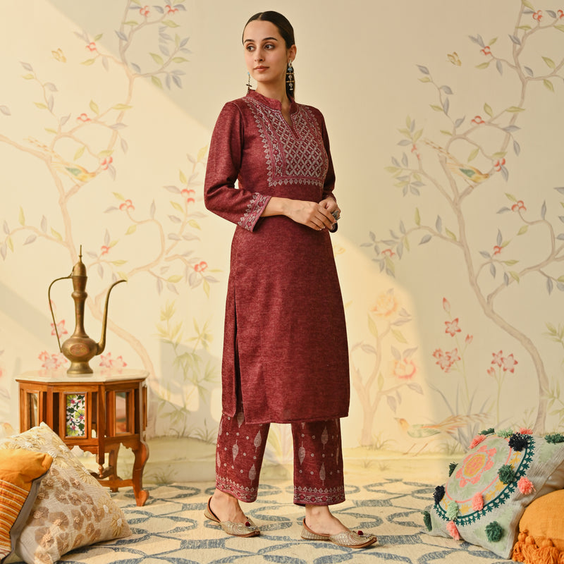 Maroon Embroidered & Monotone Woollen Kurta