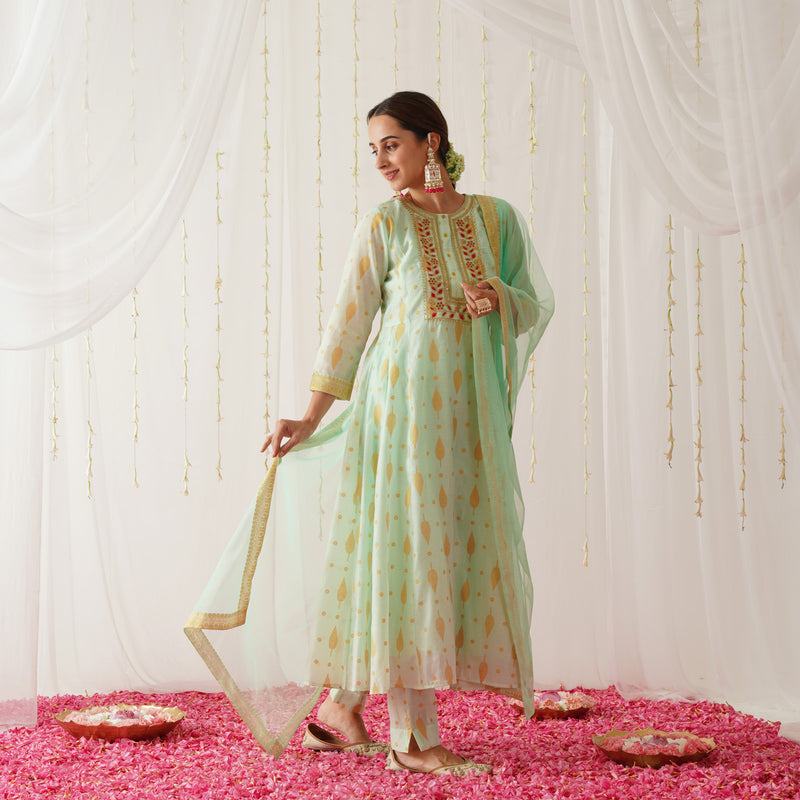 Mint Green Chanderi Gold Printed Kurta Pant Dupatta Set with Embroidery Details