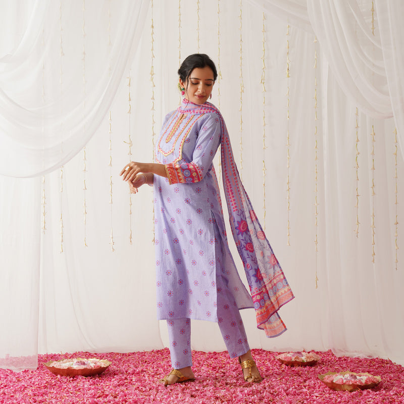 Lilac Kurta Pant Set with Gota Detailing & Dupatta