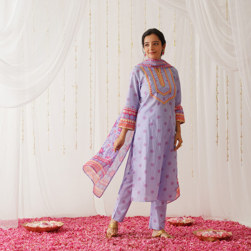 Lilac Kurta Pant Set with Gota Detailing & Dupatta