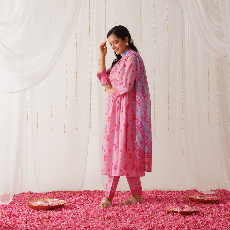 Pink Neck Embroidered Kurta Pant Set with Dupatta