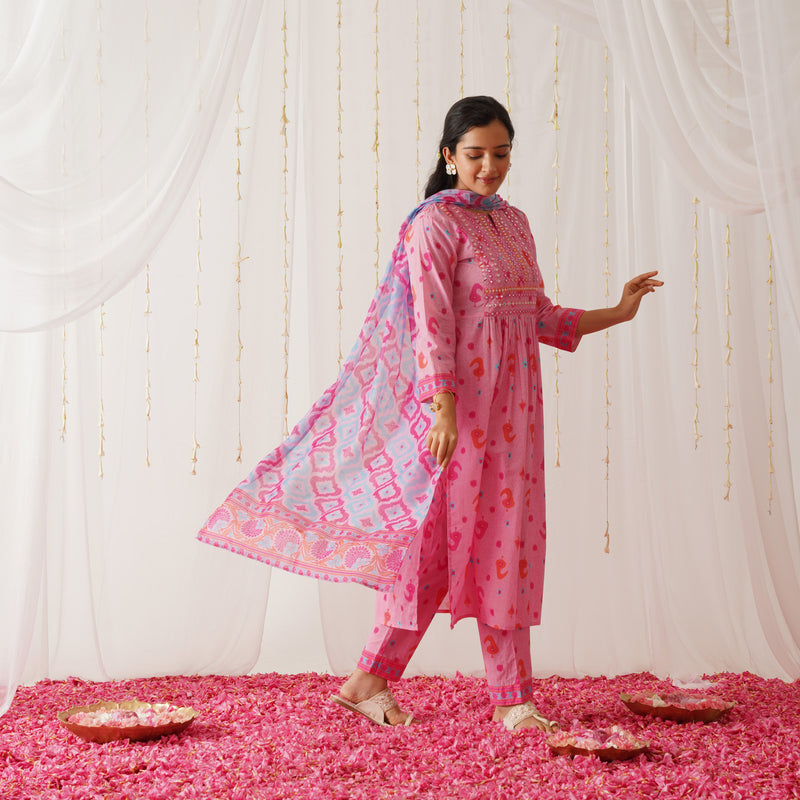 Pink Neck Embroidered Kurta Pant Set with Dupatta