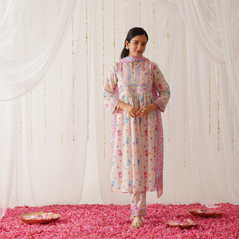Blush Pink Neck Embroidered Kurta Pant Set with Dupatta