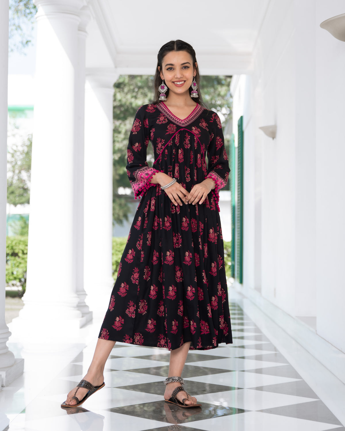 Black and Pink V Neck Gathered Dress
