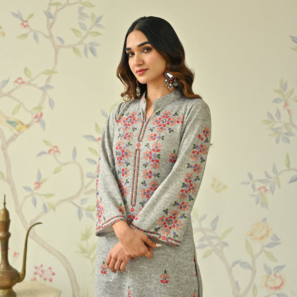 Boutique Punjabi Suit Neck Design | Punjaban Designer Boutique
