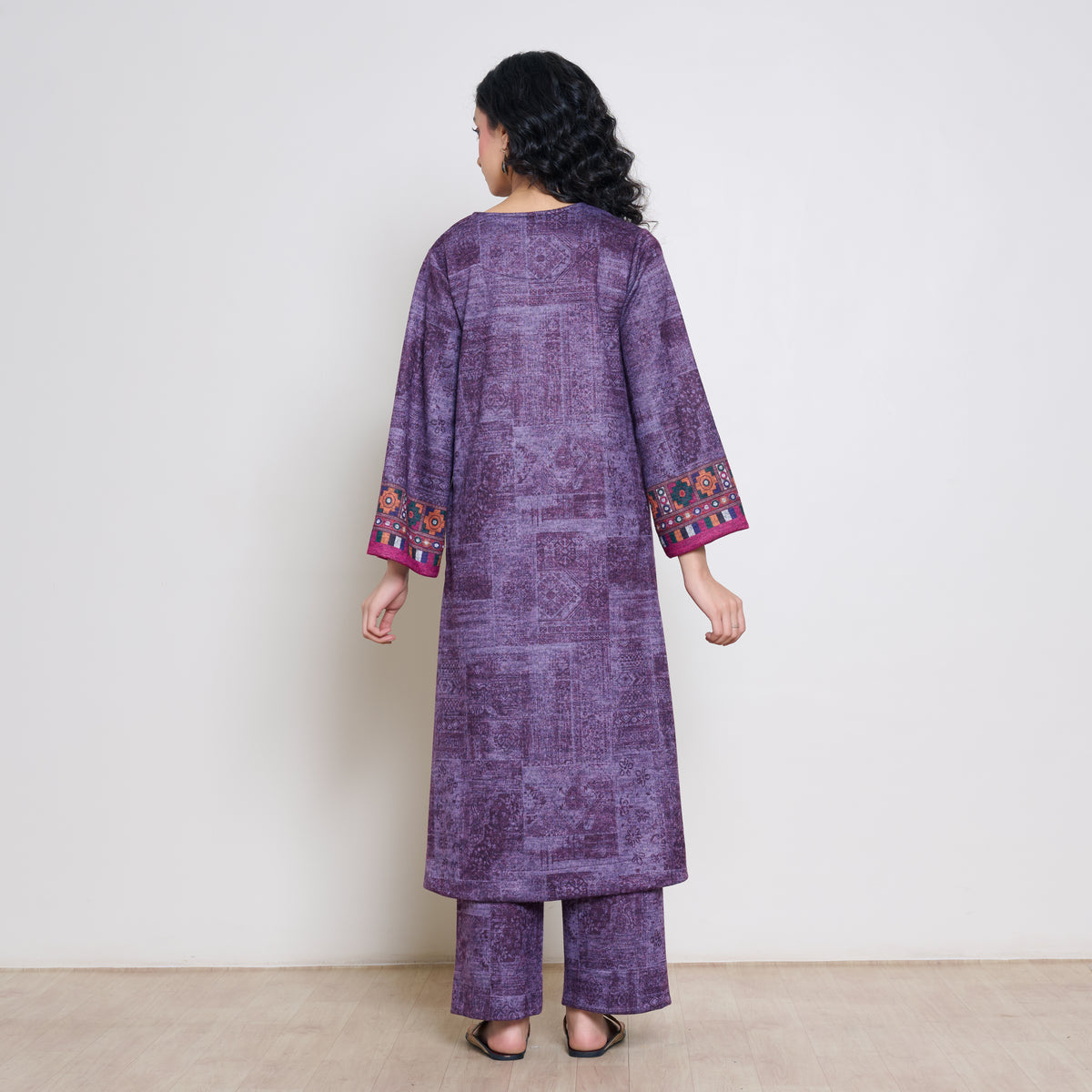 Banjara Woollen Hand Embroidered Kurta Set - Cherry Lacquer