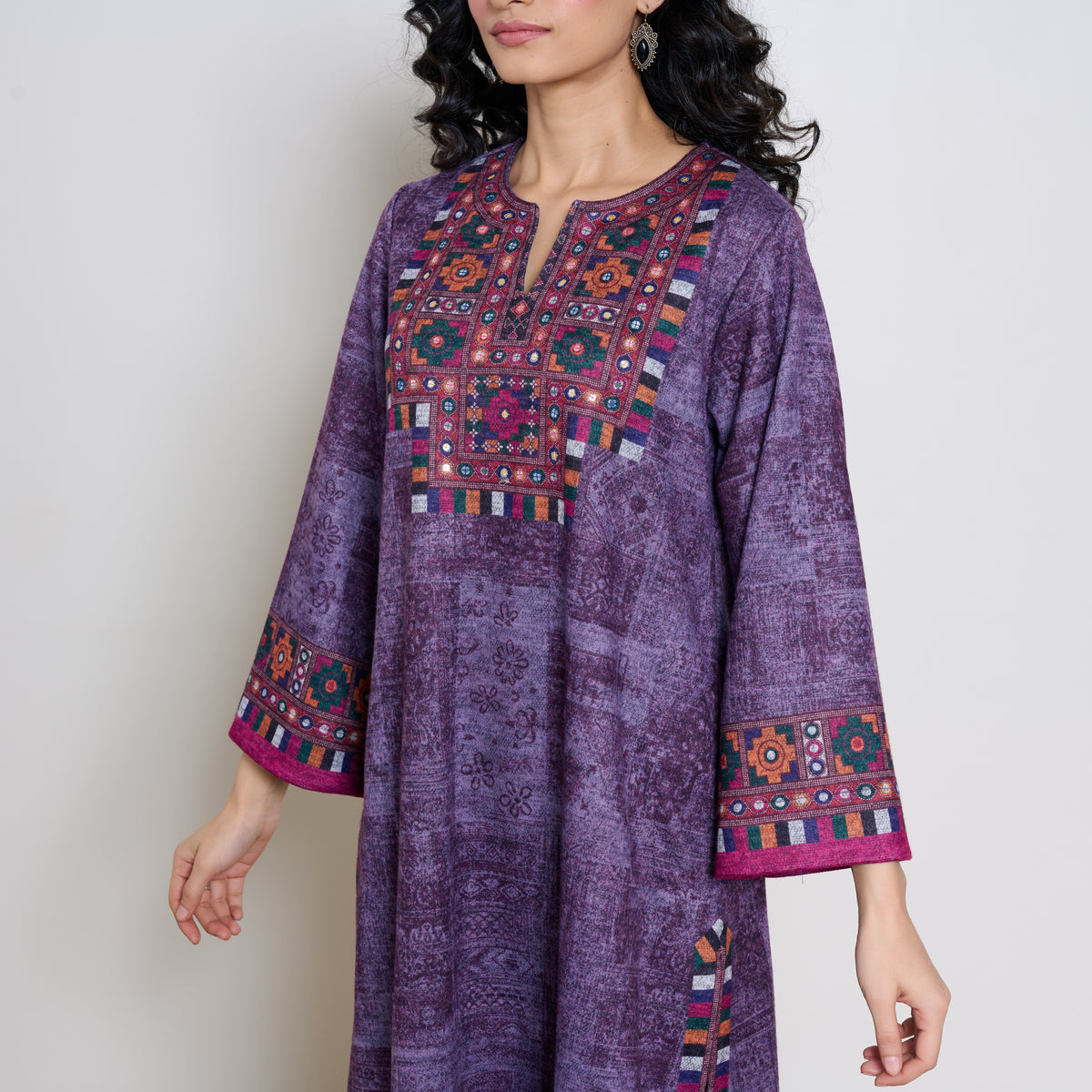Banjara Woollen Hand Embroidered Kurta Set - Cherry Lacquer