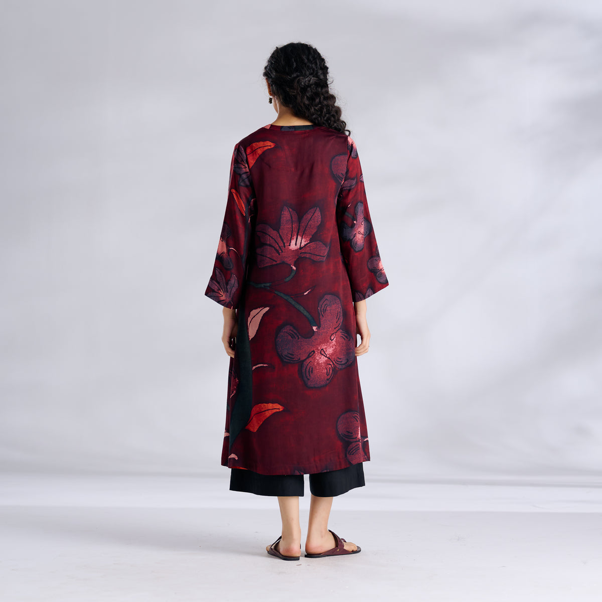 Rivaa Modal Satin Kurta - Red