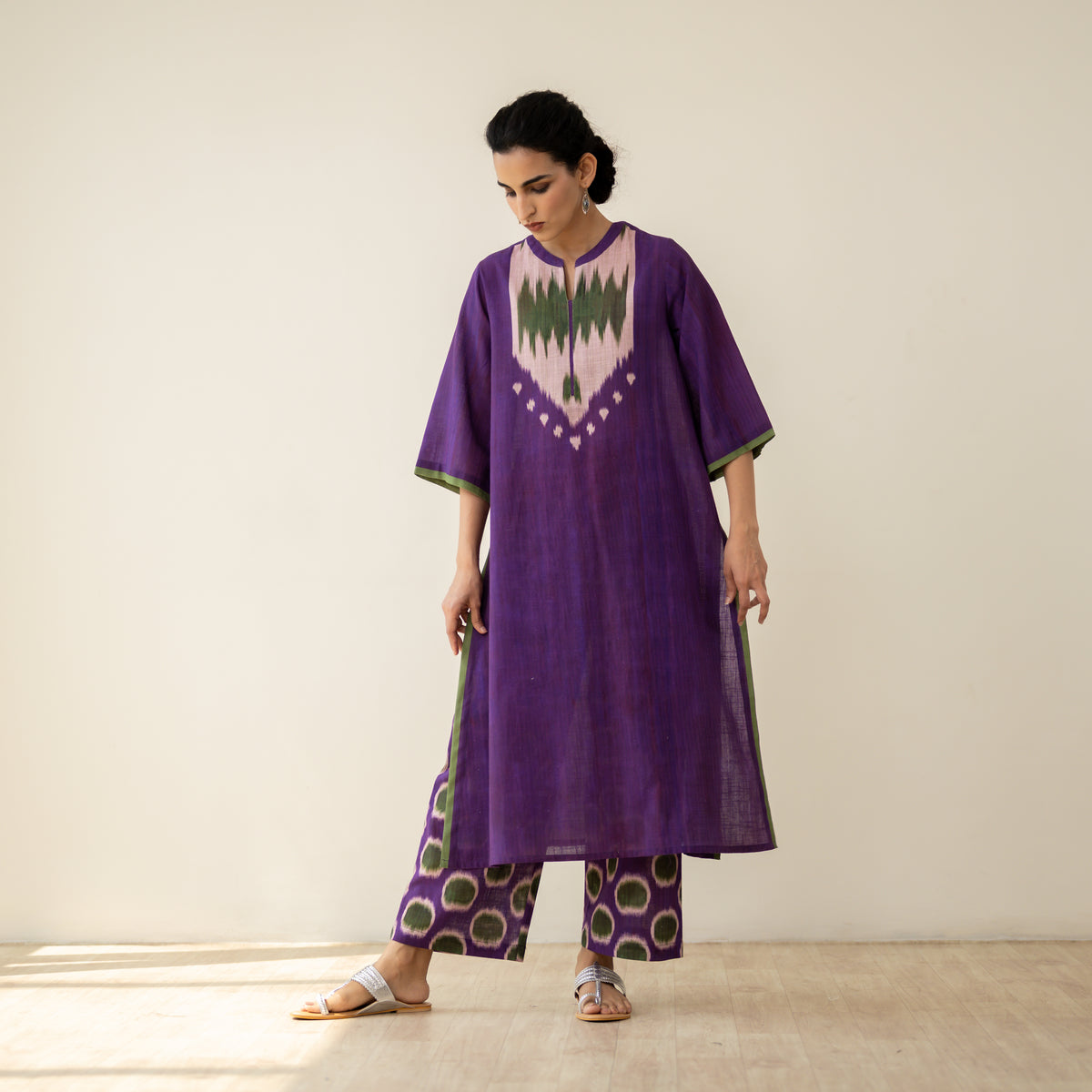 Rekha Slub Cotton Statement Kurta Set - Violet