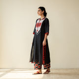 Rekha Slub Cotton Statement Kurta Set - Black