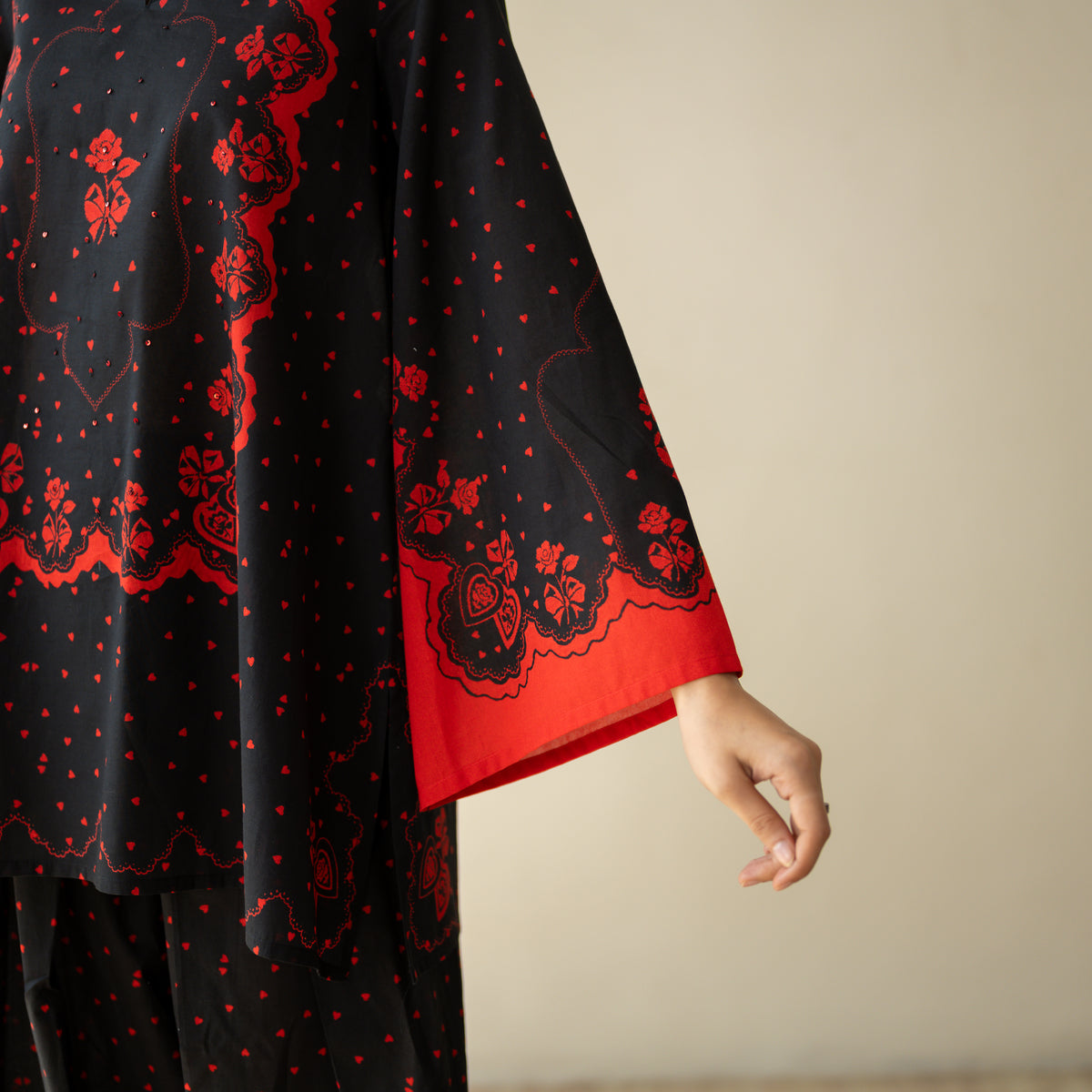 Senorita Hand Embroidered Mulmul Cotton Farshi Set - Dramatic Black
