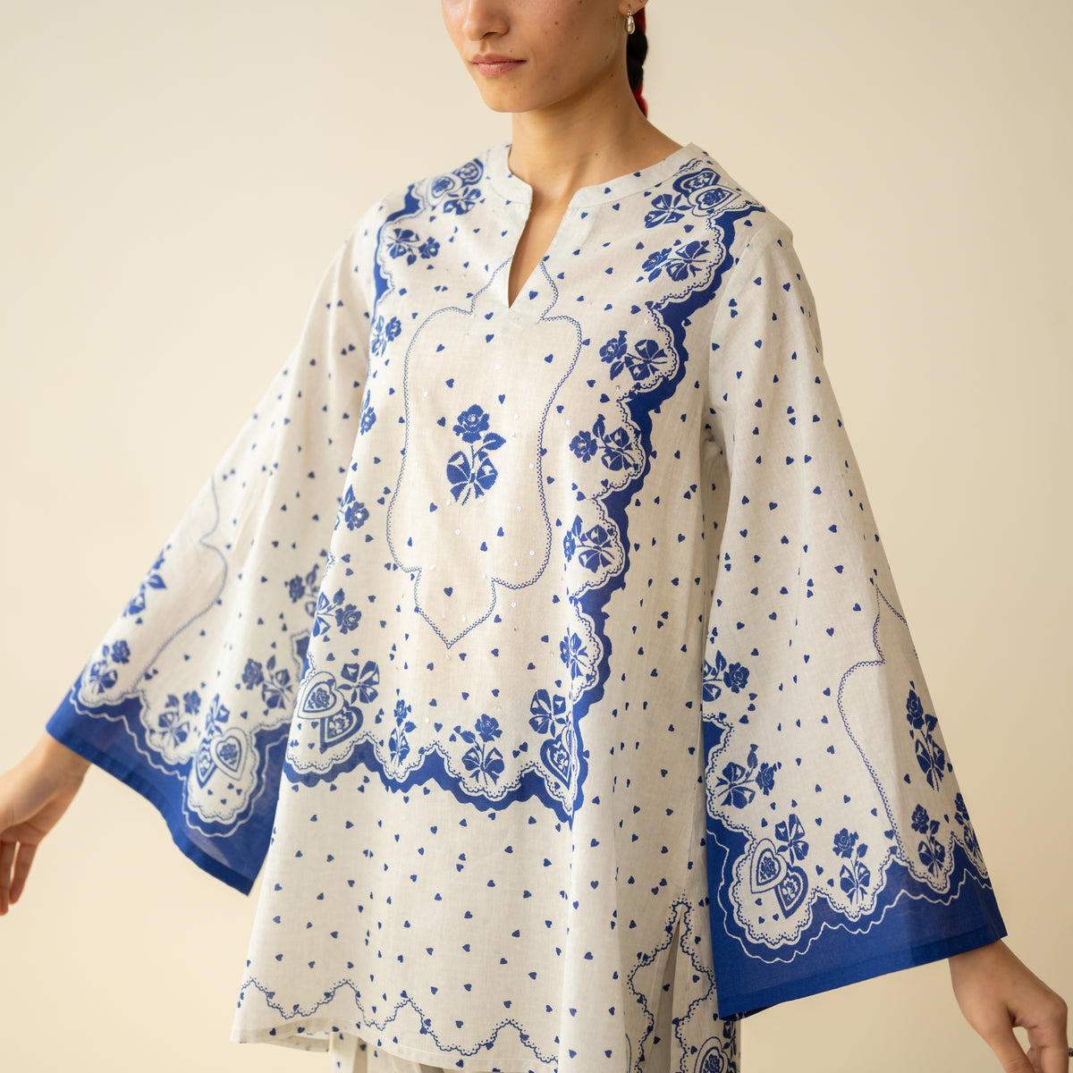 Senorita Hand Embroidered Mulmul Cotton Farshi Set - Blue