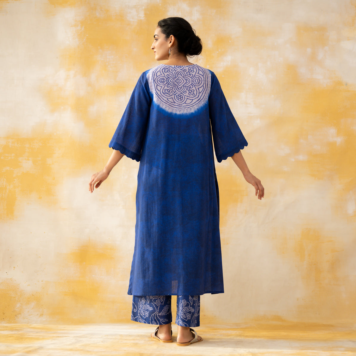 Vamika Hand Embroidered Slub Cotton Kurta Set - Royal Blue