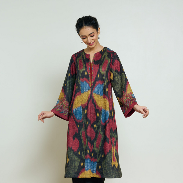 Moonara Hand Embroidered Woollen Kurta - Black