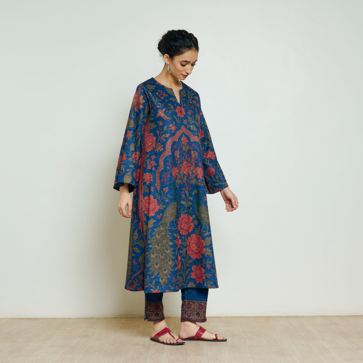Valley of Flowers Hand Embroidered Woollen Kurta Set - Electric blue