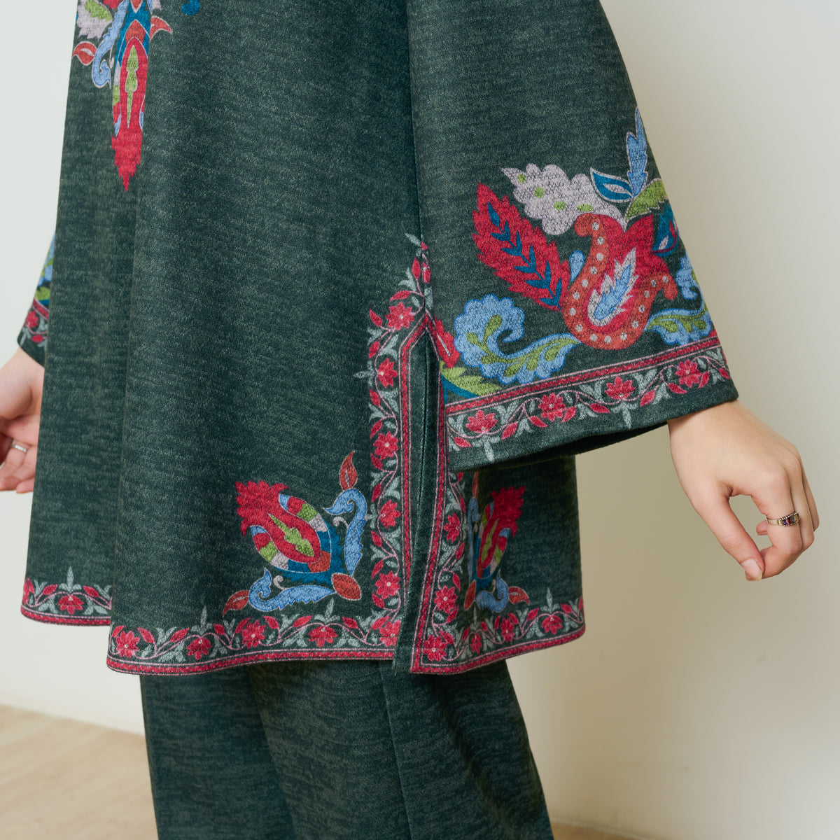 Kashmira Woollen Kurta - Forest Green