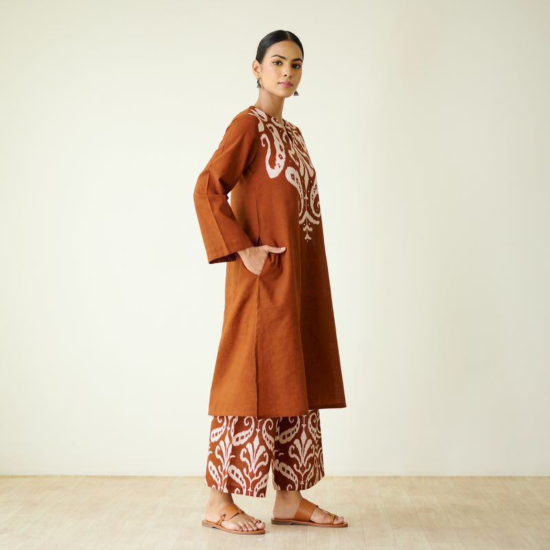 Resha Slub Cotton Kurta Set with Mukaish Work - Brown