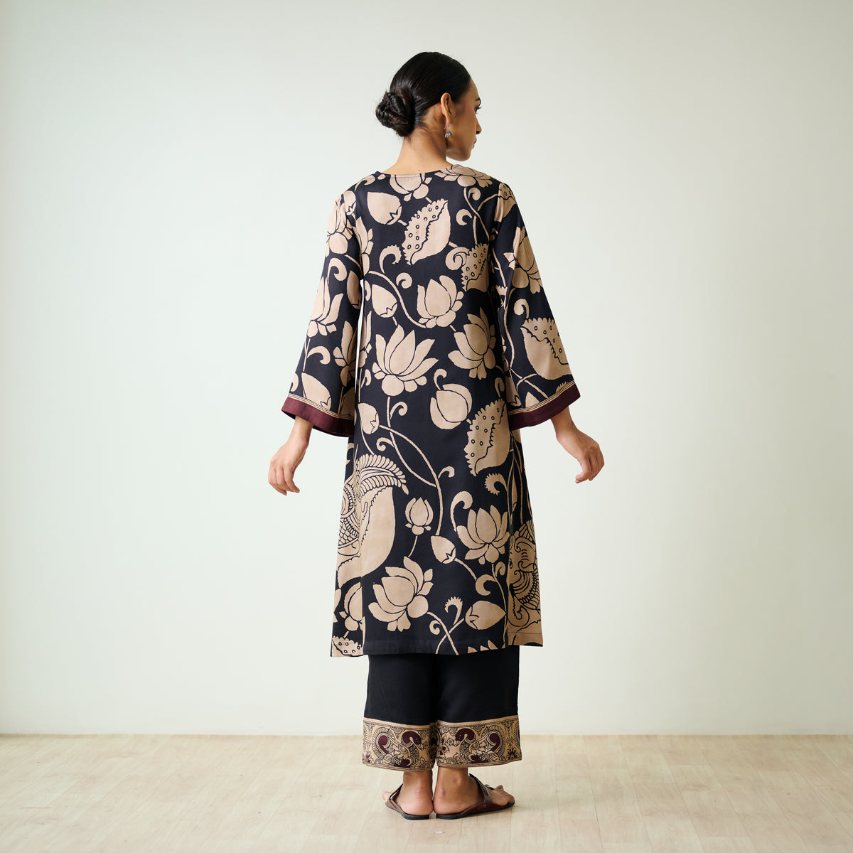 Syahi Modal Satin Kurta Set with Mukaish Embroidery Details - Charcoal