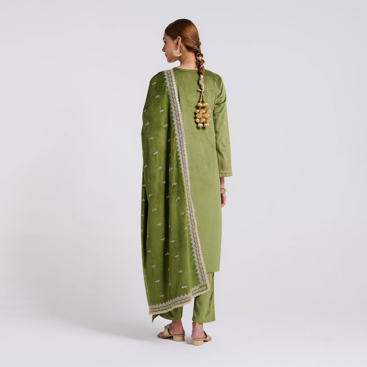 Olive Embroidered Gulzaar Velvet Set with Dupatta
