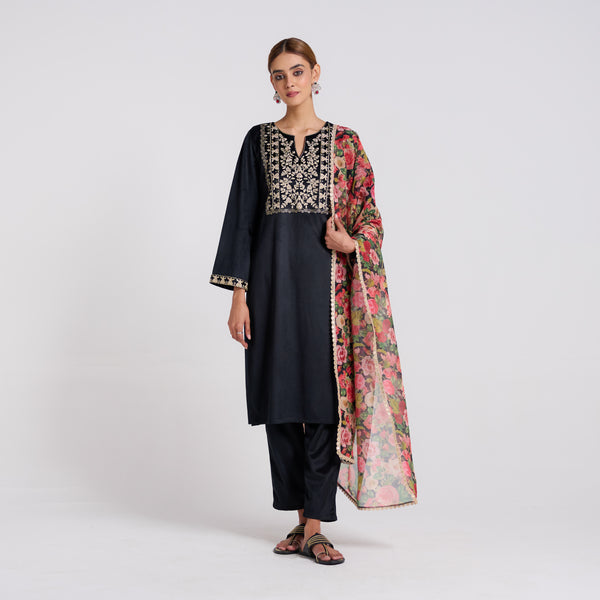 Buy Black Embroidered Phulwari Velvet Set with Dupatta | Rustorange