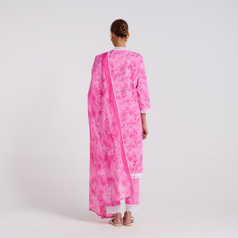 Pink Pure Cotton Kurta Set with Dupatta and Lace Detail