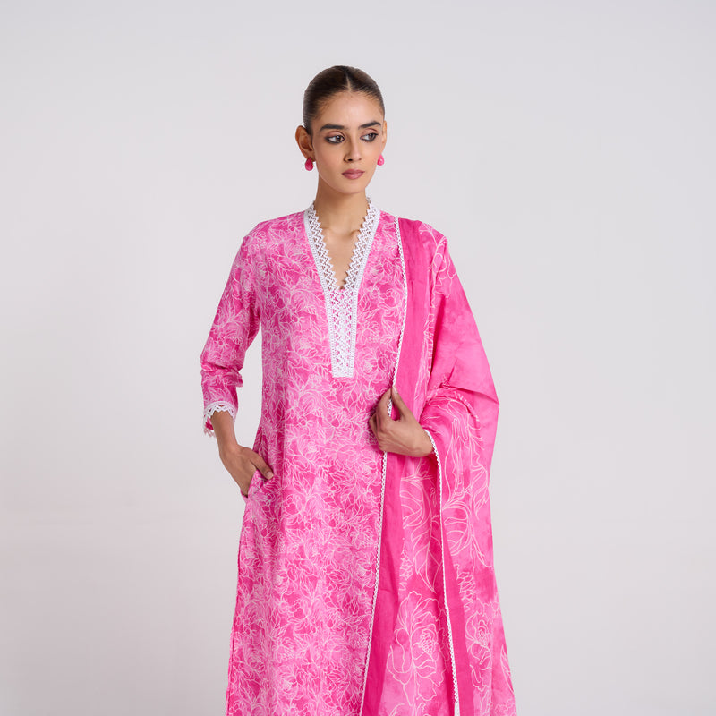Pink Pure Cotton Kurta Set with Dupatta and Lace Detail
