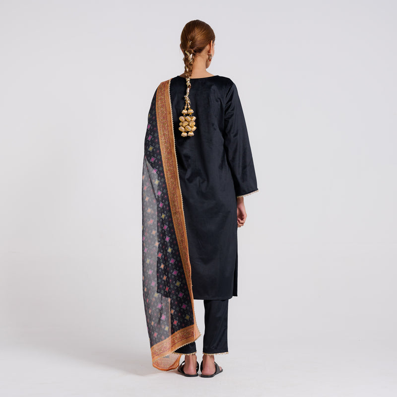 Black Embroidered Zareen Velvet Set with Dupatta