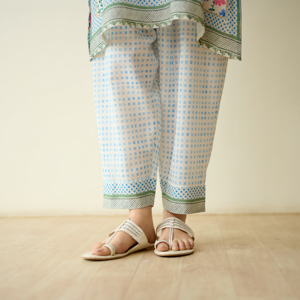 Petals Daydream Fine Slub Cotton Farsi Set - Ivory