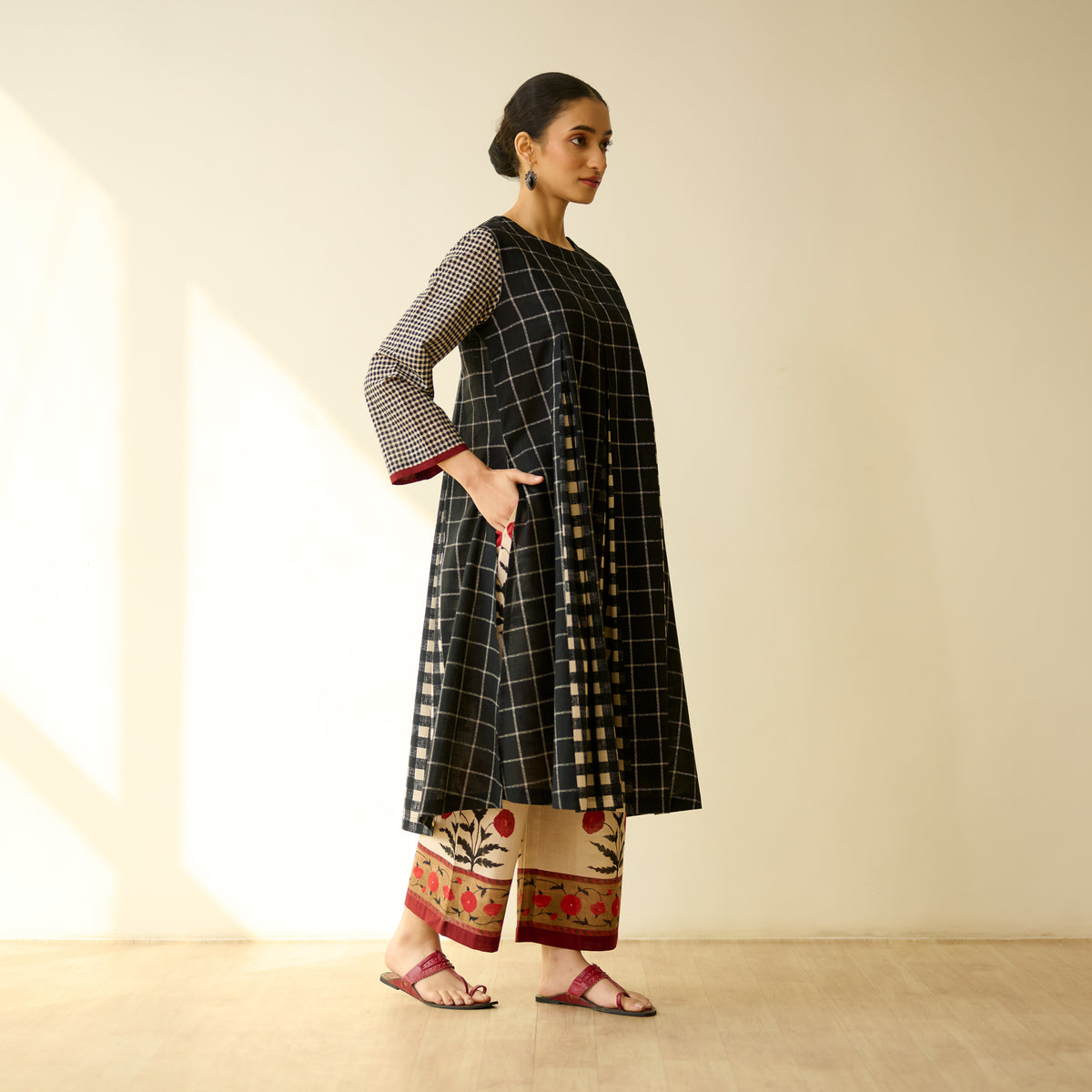 Pattern Play Fine Slub Cotton Kurta Set - Black