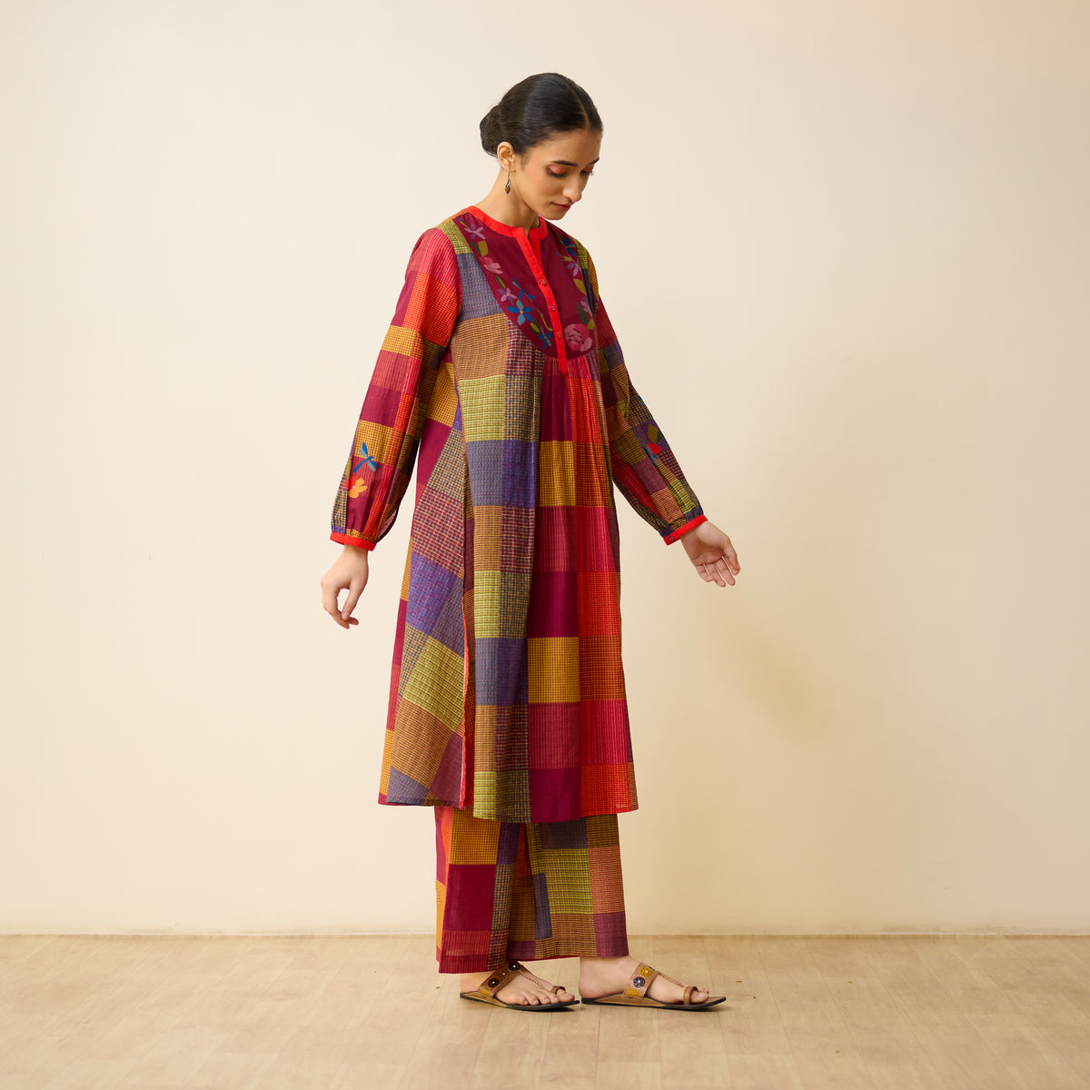 Garden Flora Fine Slub Cotton Kurta Set - Multicolour