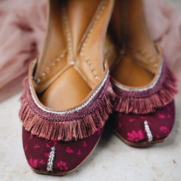 Maroon French Laced Printed Jutti