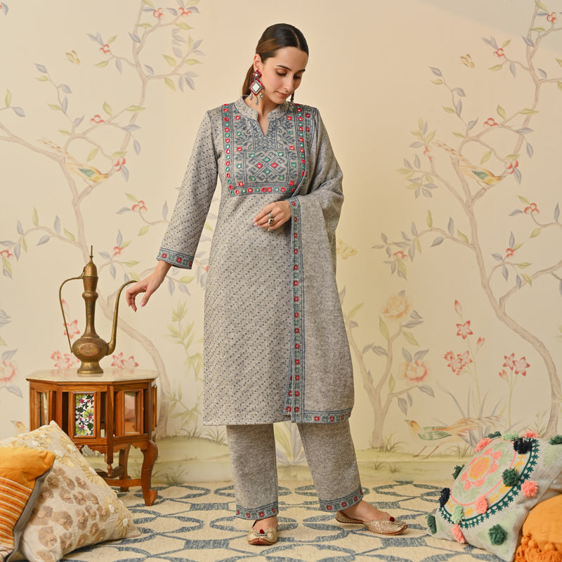 Ivory Kutch Embroidered Woollen Kurta Pant Set with Dupatta