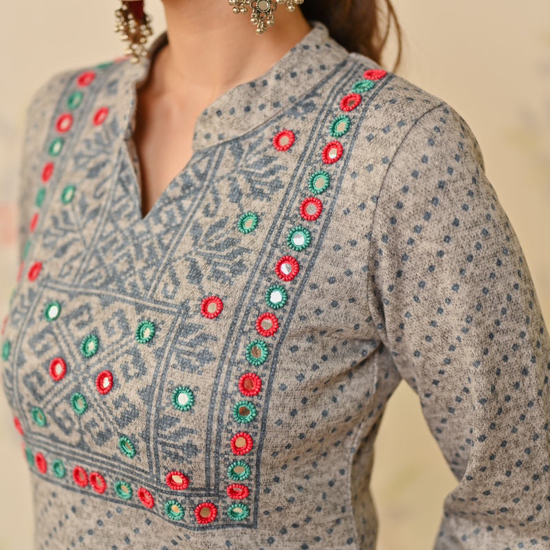 Ivory Kutch Embroidered Woollen Kurta Pant Set with Dupatta