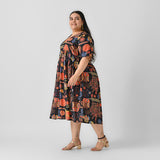 Black Abstract Print Flared Dress - SOM