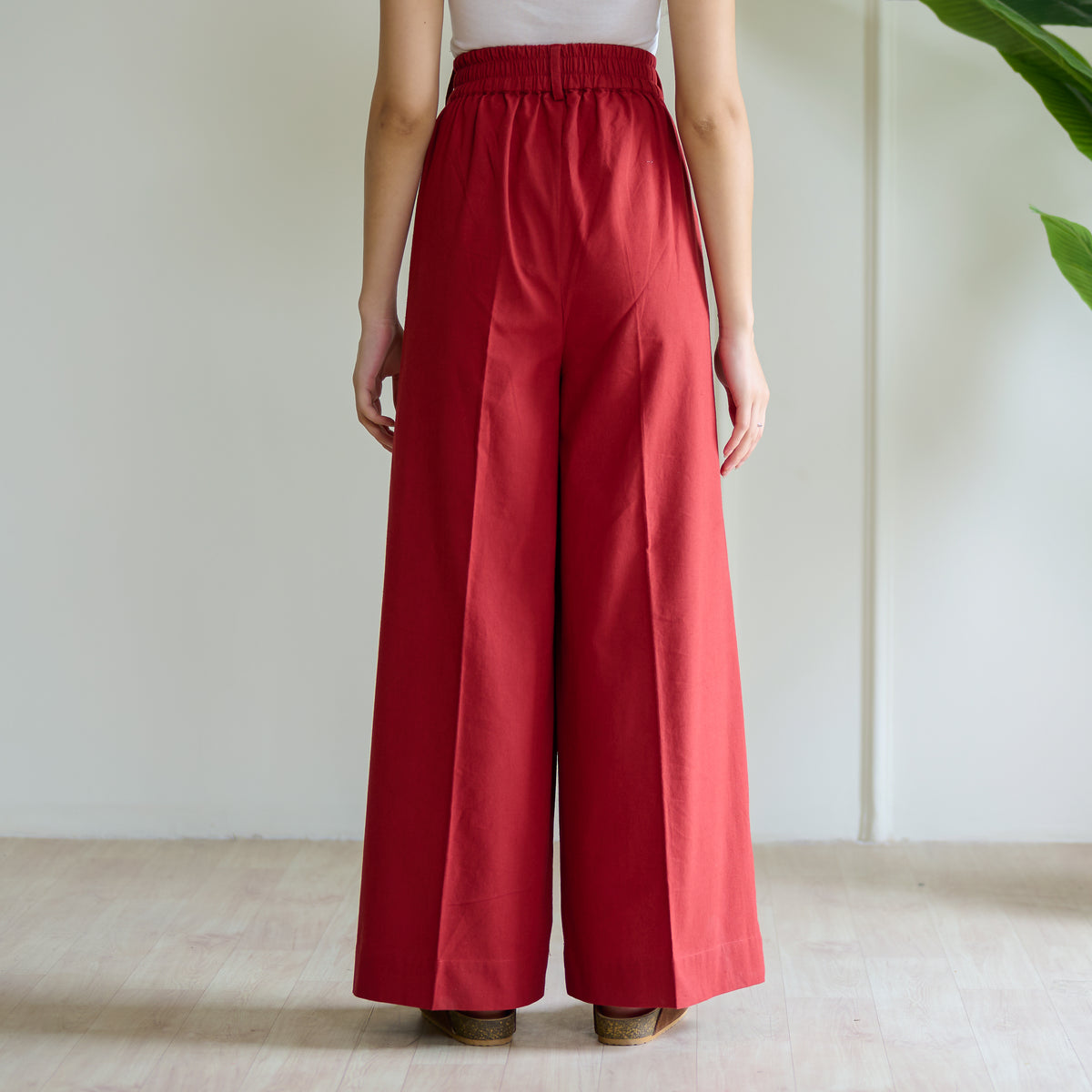 High Waist Pleated Cotton Trousers - Red