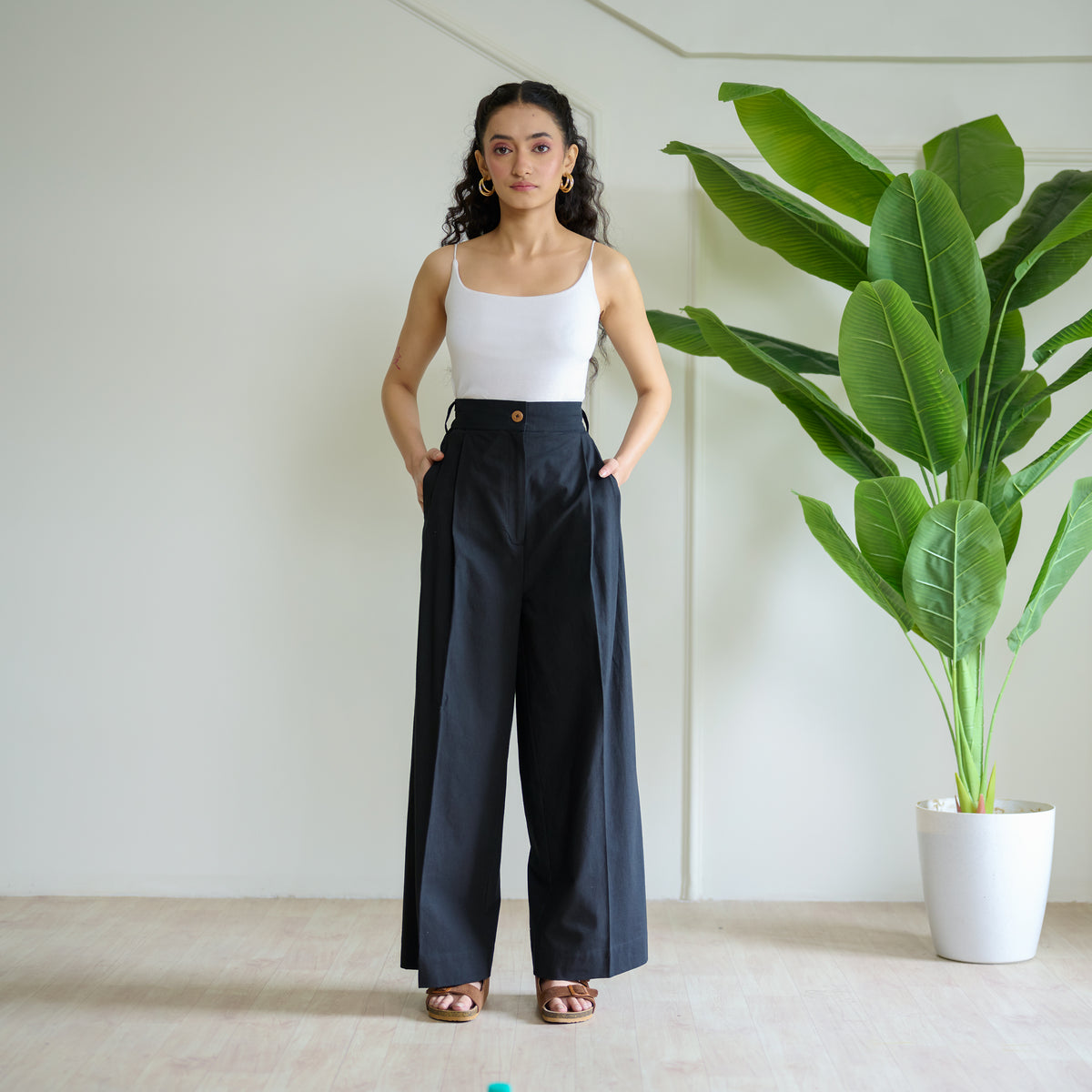 High Waist Pleated Cotton Trousers - Black