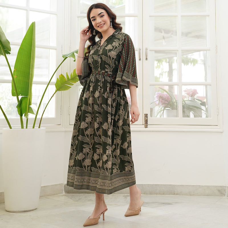 Green Flared Sleeves Dress with Belt Detail & Pockets