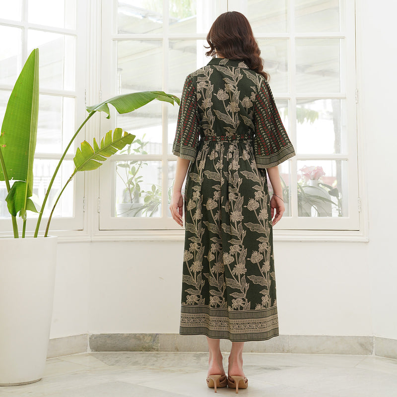 Green Flared Sleeves Dress with Belt Detail & Pockets