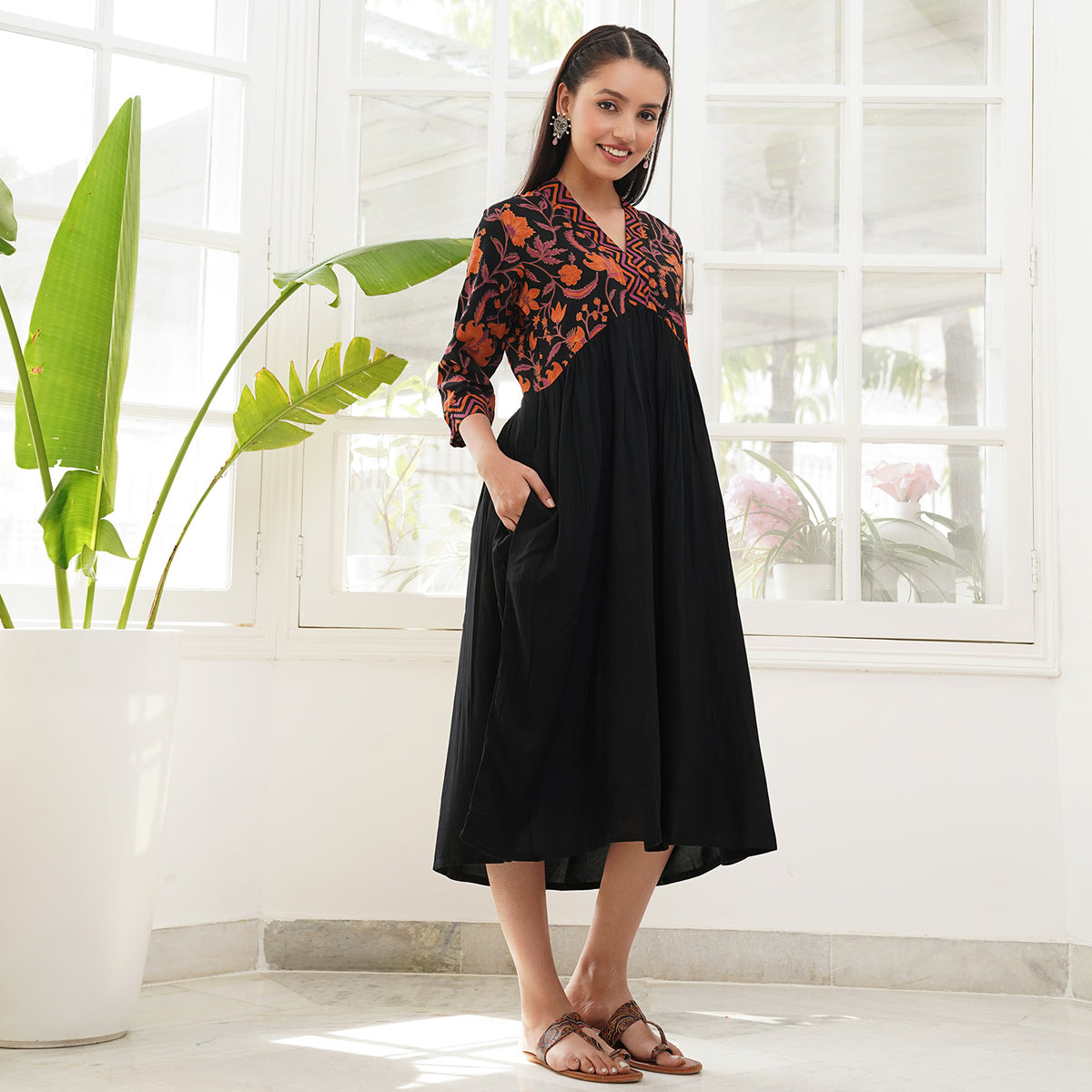 Black & Rust V Neck Gathered Dress With Pockets - SOM