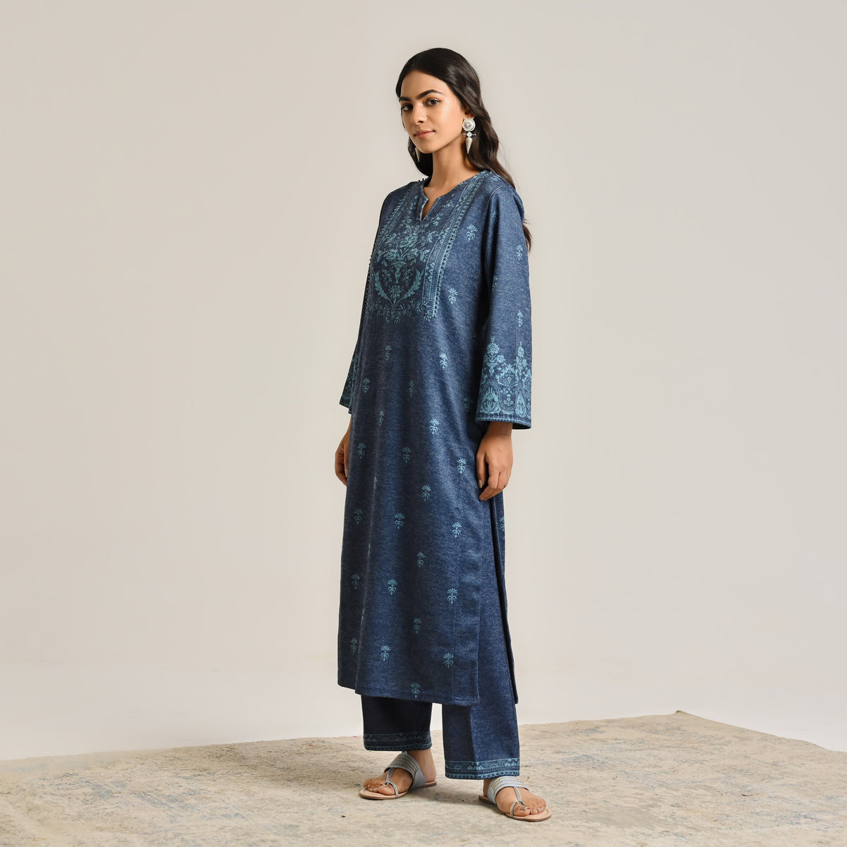 Blue Contemporary Embroidered Woollen Kurta