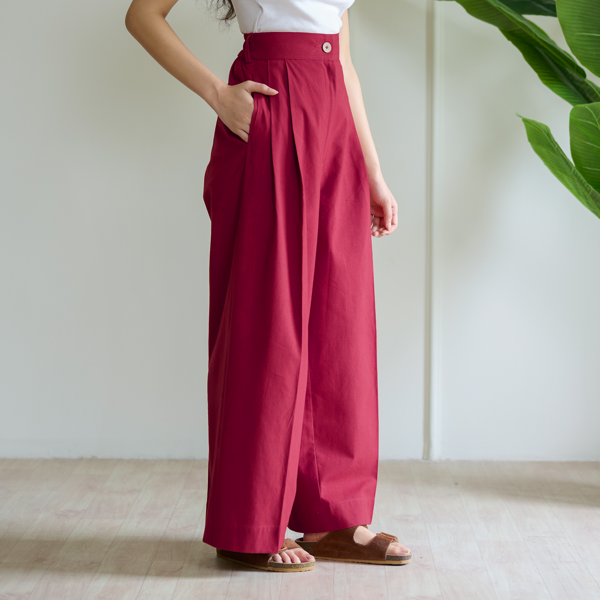High Waist Pleated Cotton Trousers - Fuschia
