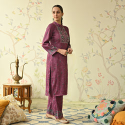 Maroon Embroidered & Floral Printed Woollen Kurta