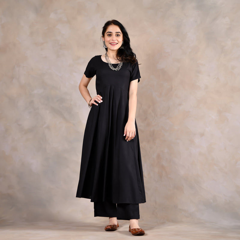 Black Flared Kurta Pant Set with Scalloped Dupatta