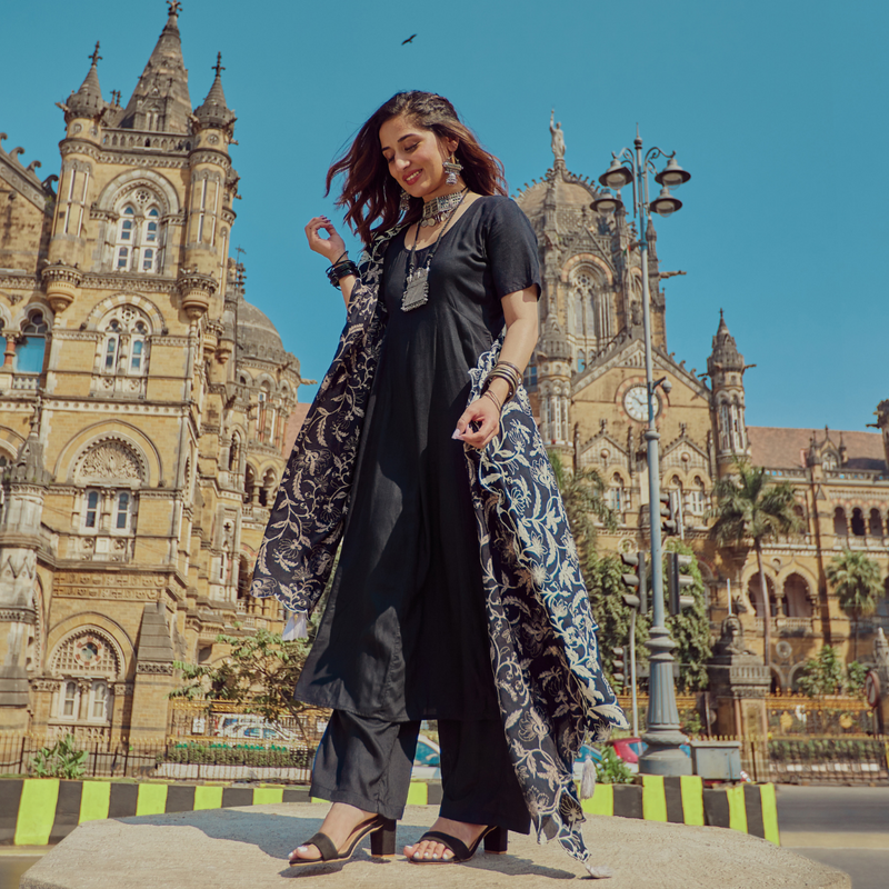 Black Flared Kurta Pant Set with Scalloped Dupatta